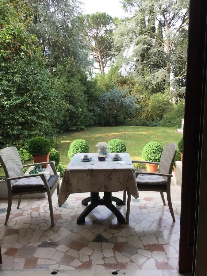 B&B La Villa Mediterranea Passirano 0*,  Italy